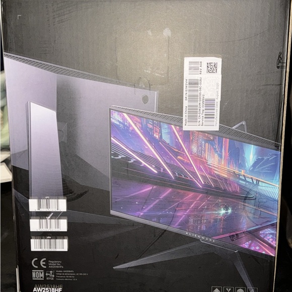 Alienware Monitor - Picture 3 of 6